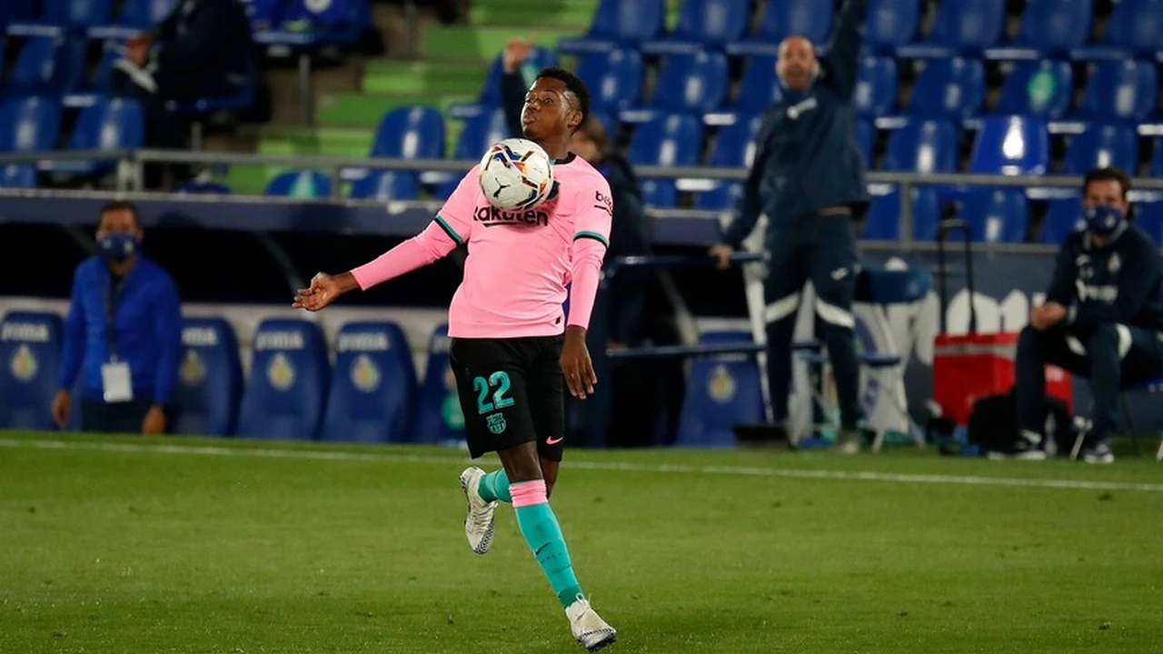 برشلونة يعلن انتقال لاعبه أنسو فاتي إلى موناكو بشكل دائم
